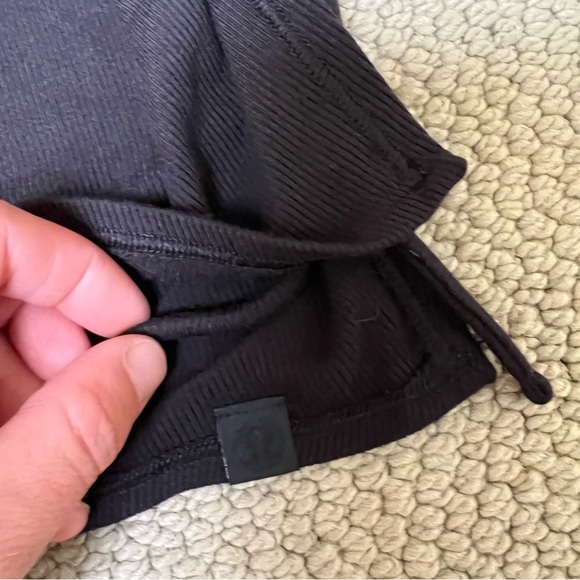 Lululemon Side Cinch Ribbed T-Shirt - Picture 4 of 7
